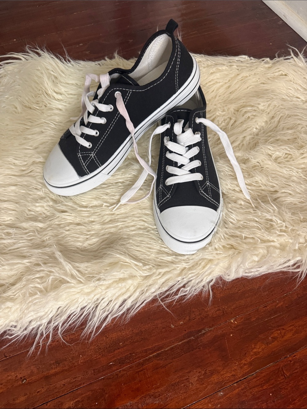 JOSINY NWOT Black Canvas Low-Top Sneakers with White Toe and Laces